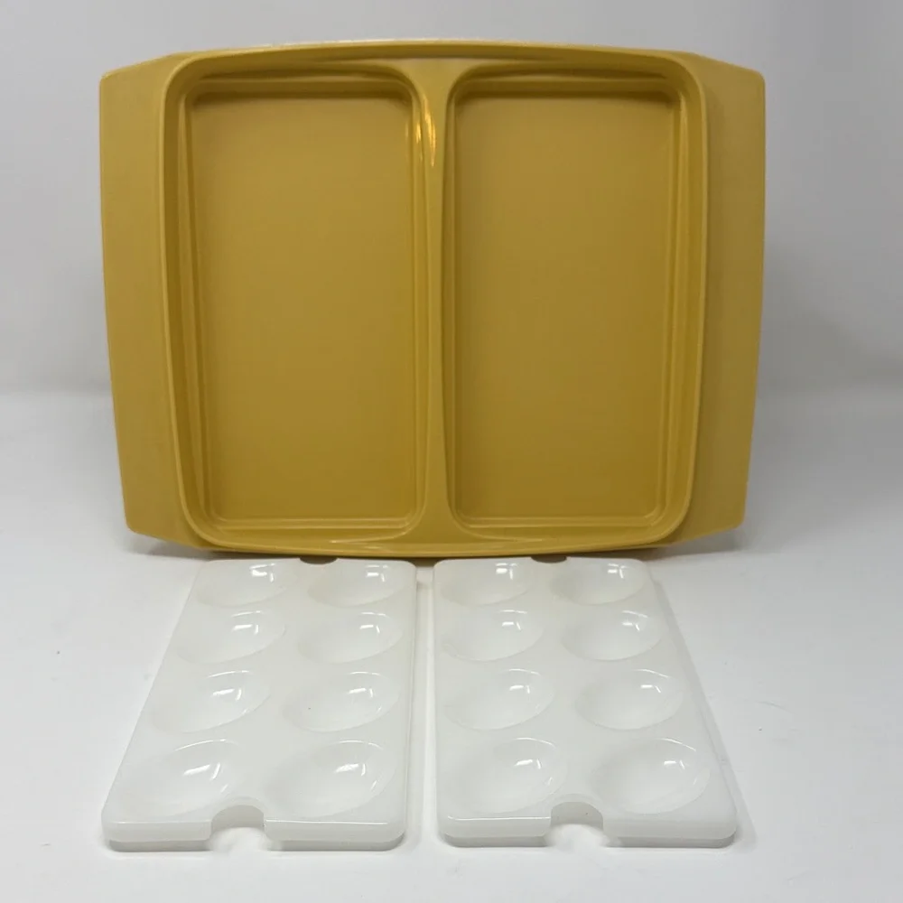 Vintage Tupperware 4-piece Deviled Egg Keeper In Harvest Gold